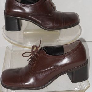 EA FLEXO BROWN LEATHER LACE UP SHOES SIZE 7.5 M